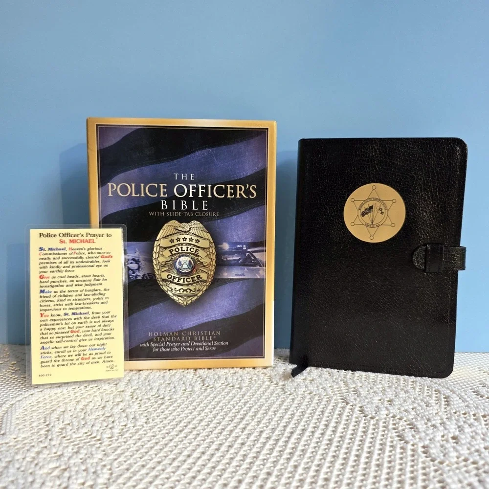 HCSB Police Officer's Bible 2004 Holman Black Bonded Leather Tab Closure w/ BOX